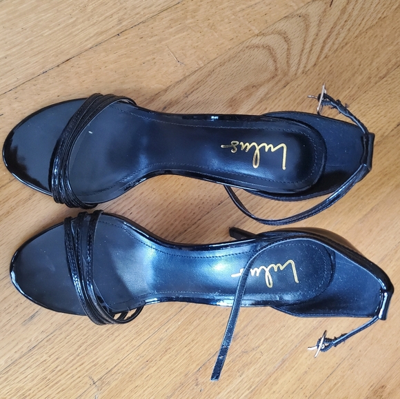 Lulu's Glossy Black Strappy Heels - Picture 1 of 4